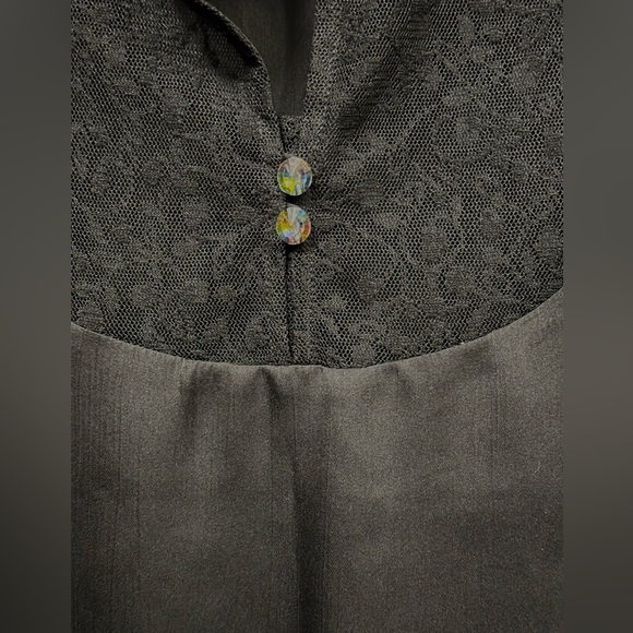 Black elegant blouse - Picture 4 of 5